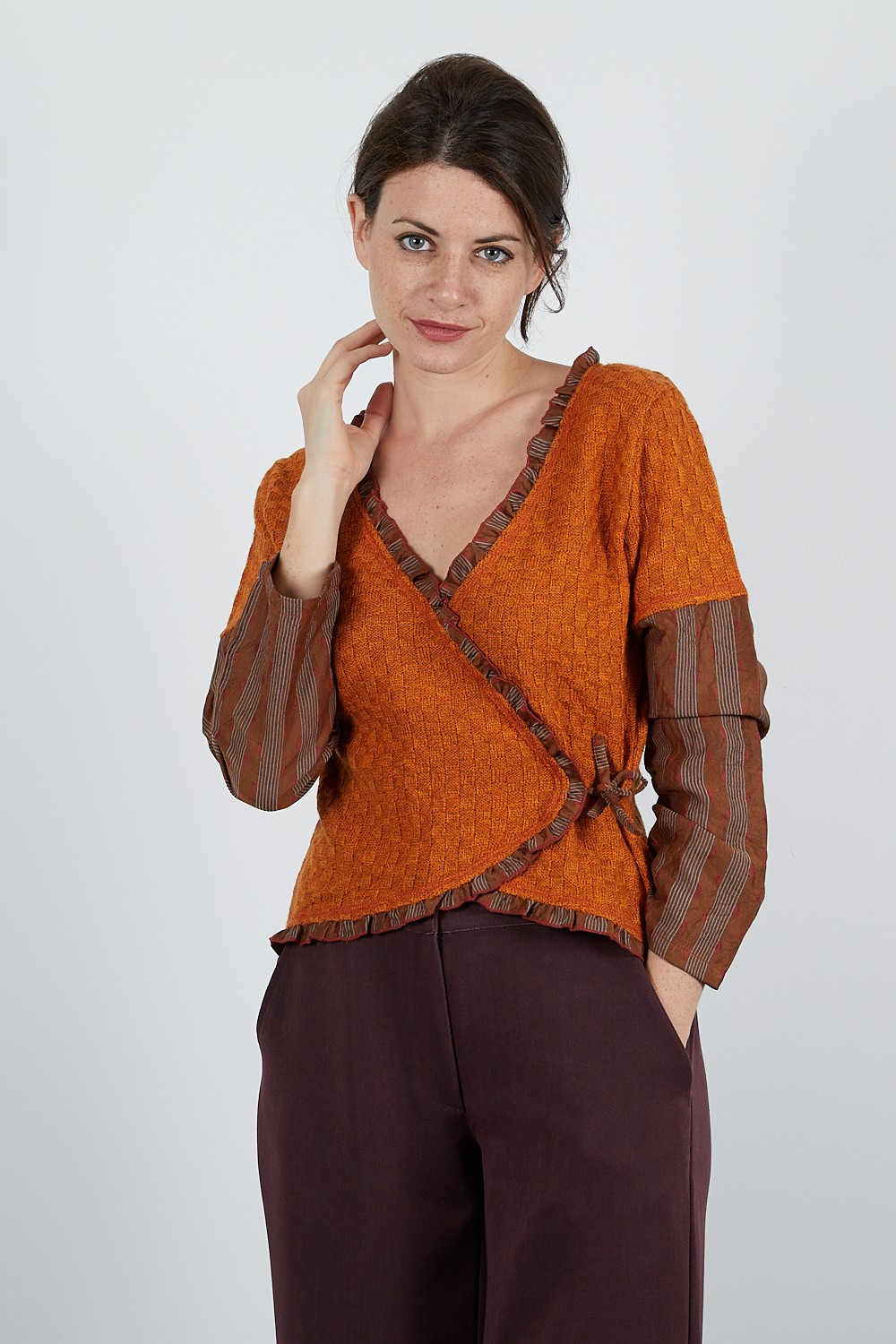 457-10 Pull Gilet maille jacquard 