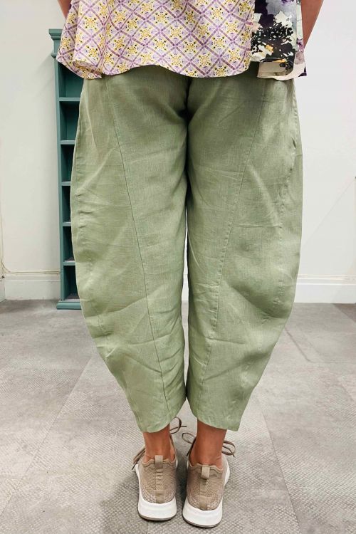 700/44 O/S21B Pantalon lin vert amande